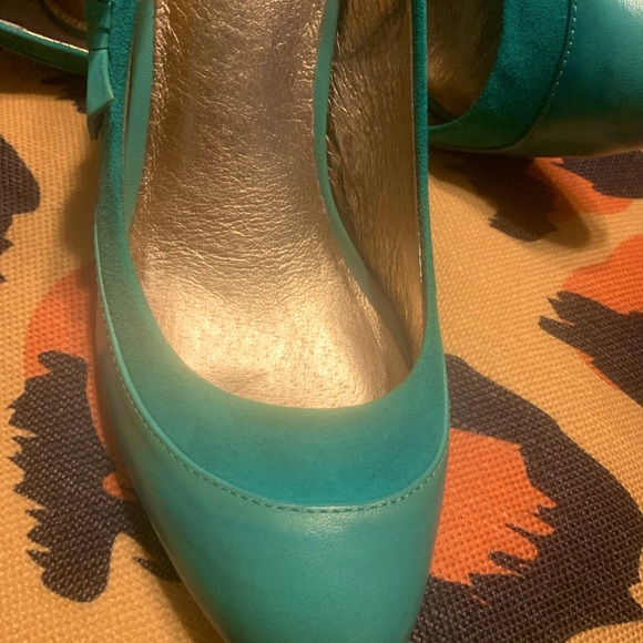 Miss Albright Side Bow Pump - Specialty Vintage Inspired - Picture 6 of 8